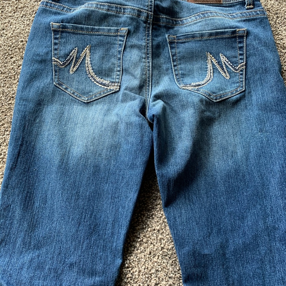 Maurices jeans - Picture 3 of 4